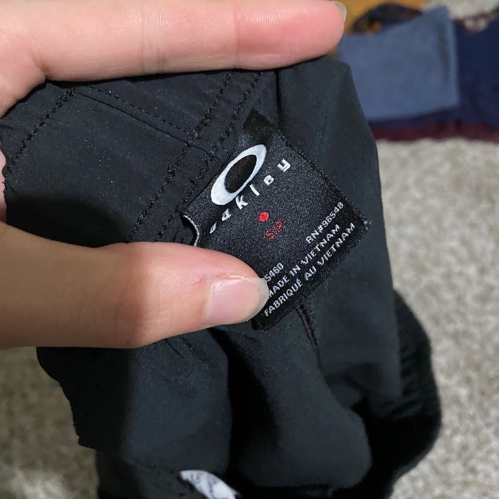 Oakley Running Shorts - Picture 2 of 3